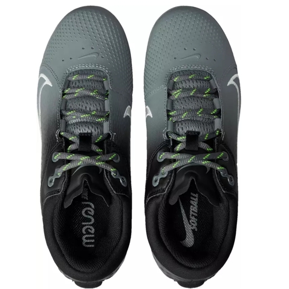 Nike Women's Hyperdiamond 4 Elite Metal Fastpitch Softball Cleats - Picture 4 of 9